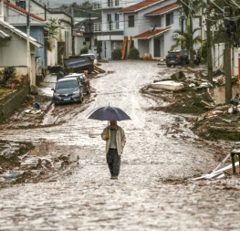 Mais de 80 mil pessoas estão desabrigadas no Rio Grande do Sul